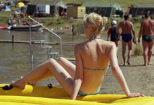 Фото - Бизнесвумен из Москвы едва не отравилась в отпуске из-за купальника с мышьяком