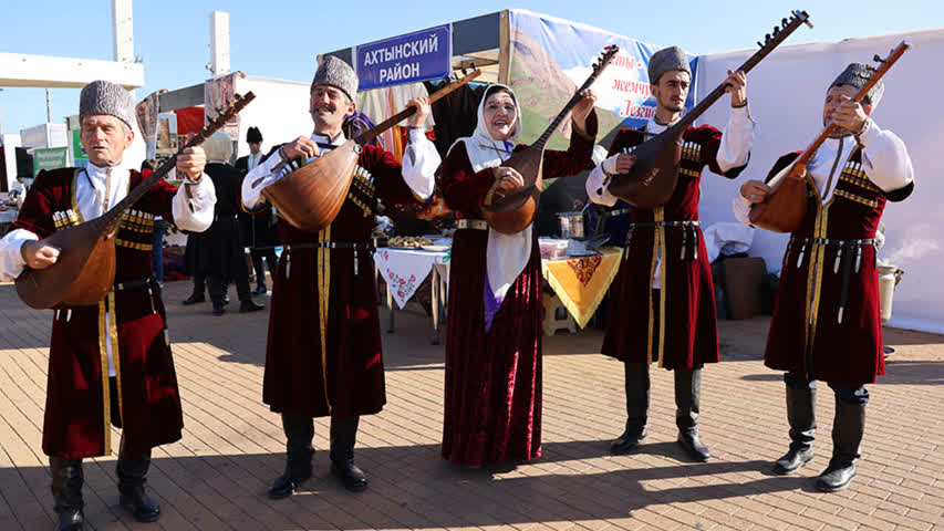 Фото - Два кавказских региона стали рекордсменами по количеству туристов